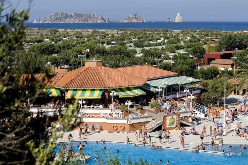 El Delfin Verde Torroella De Montgri Exterior photo